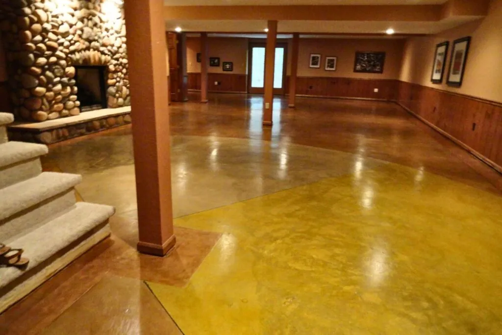 Practical Applications of Stained Concrete in Modern Homes